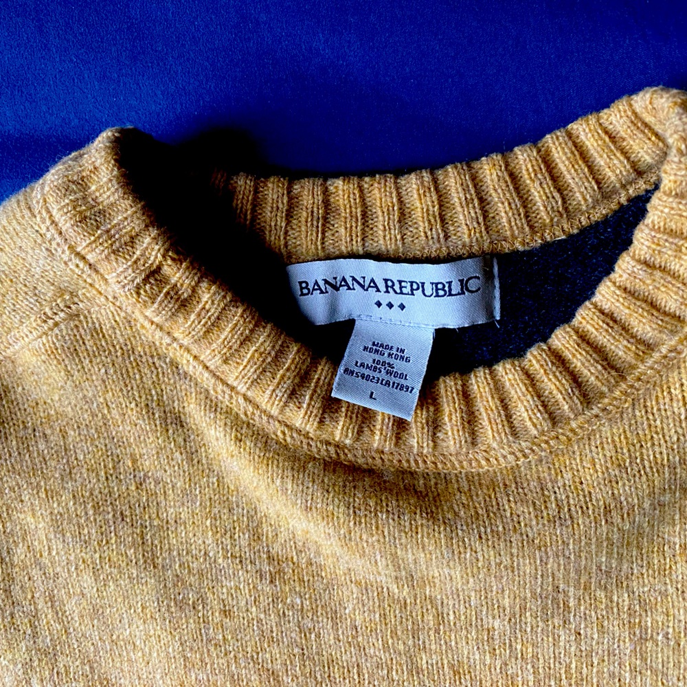 Banana Republic 100% Lambswool Sweater with Patch elbows size L